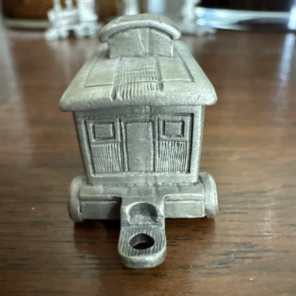 Vtg 1995 Mini Coca-Cola 4 Piece Train Set Engine #1 Bottle Bear Car & Caboose - Picture 15 of 16